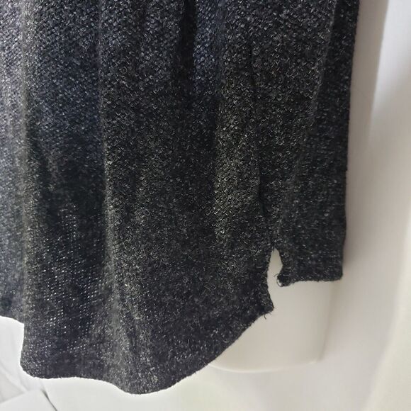 Old Navy Womens Sweater Medium Relaxed Plush Boat Neck Graphite Pullover Gray - Picture 6 of 9